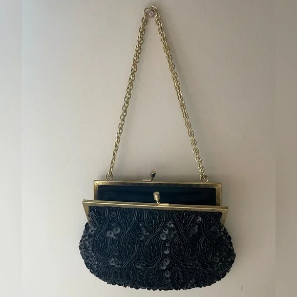 Beaded Hand Purse | Handmade | Gold Chain - Picture 8 of 16